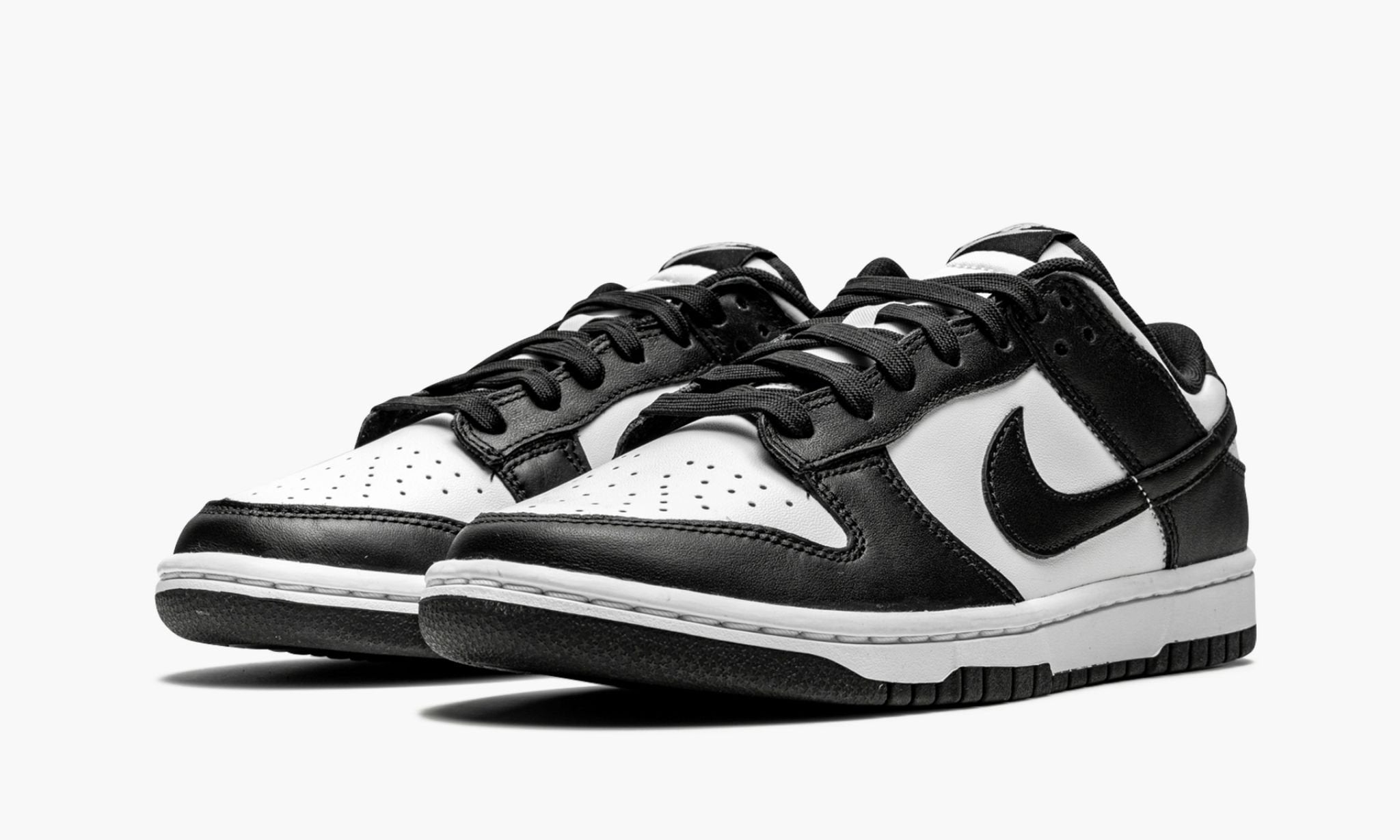 Nike Dunk Low "Panda" Pre-Owned