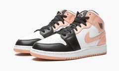 Jordan 1 Mid "Arctic Orange" Pre-Owned