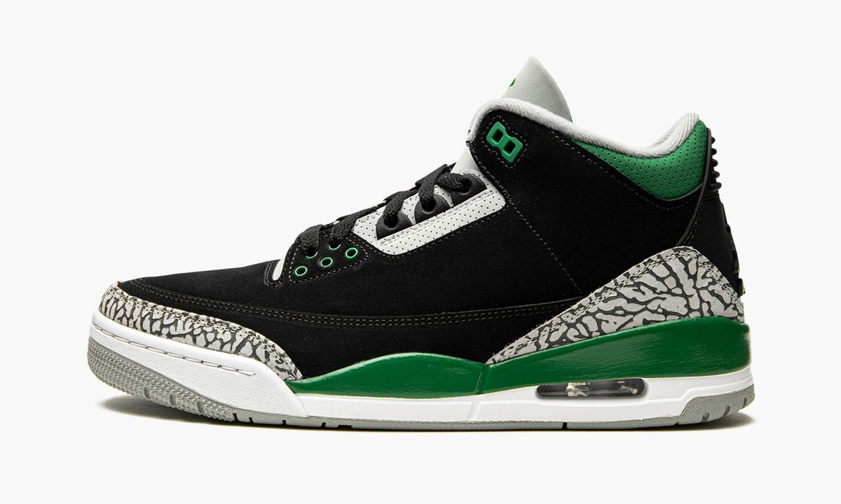 Jordan 3 "Pine Green" Pre-Owned