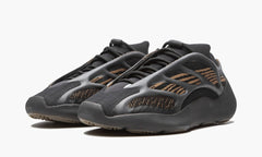 Adidas Yeezy Boost 700 V3 "Clay Brown" Pre-Owned