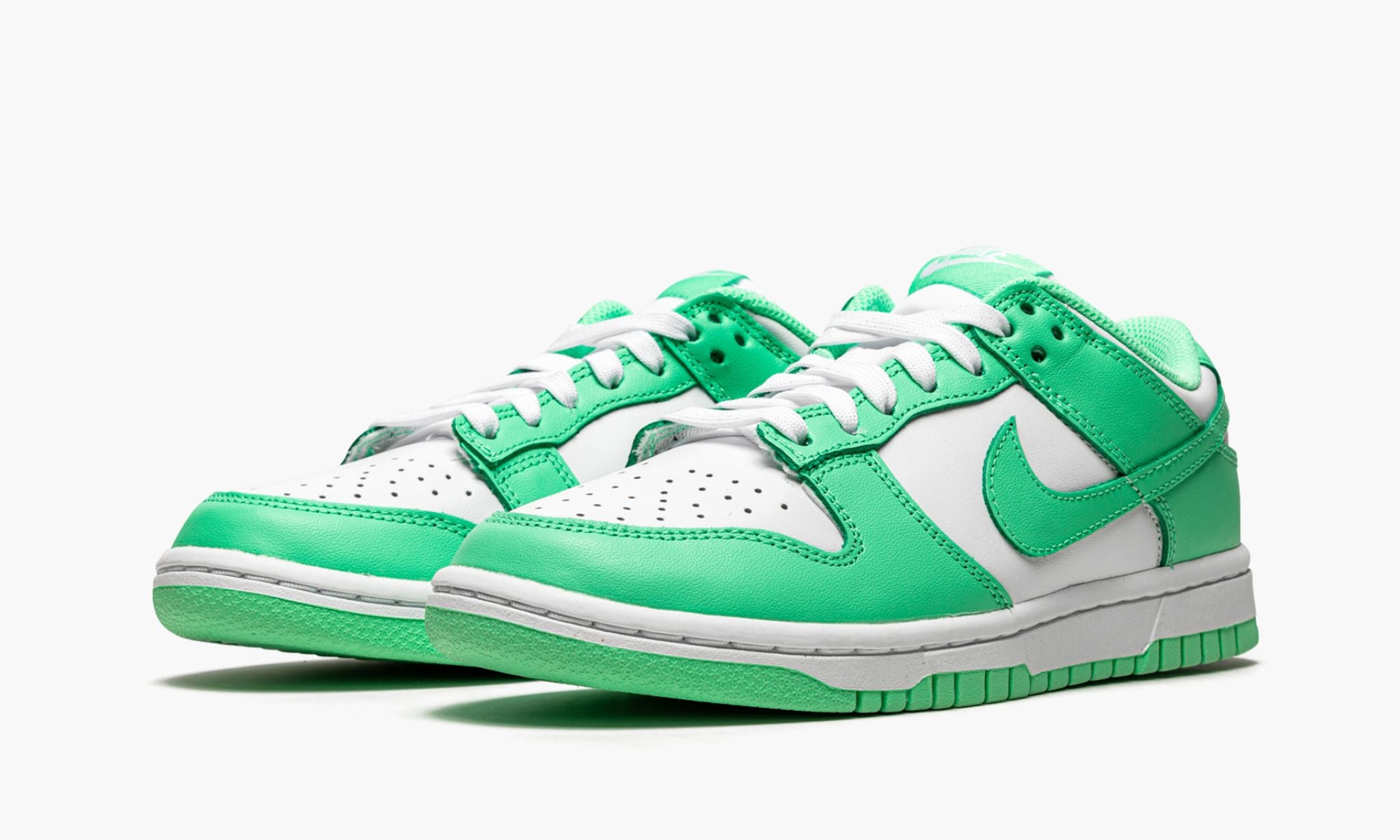 Nike Dunk Low "Green Glow" Women's Pre-Owned