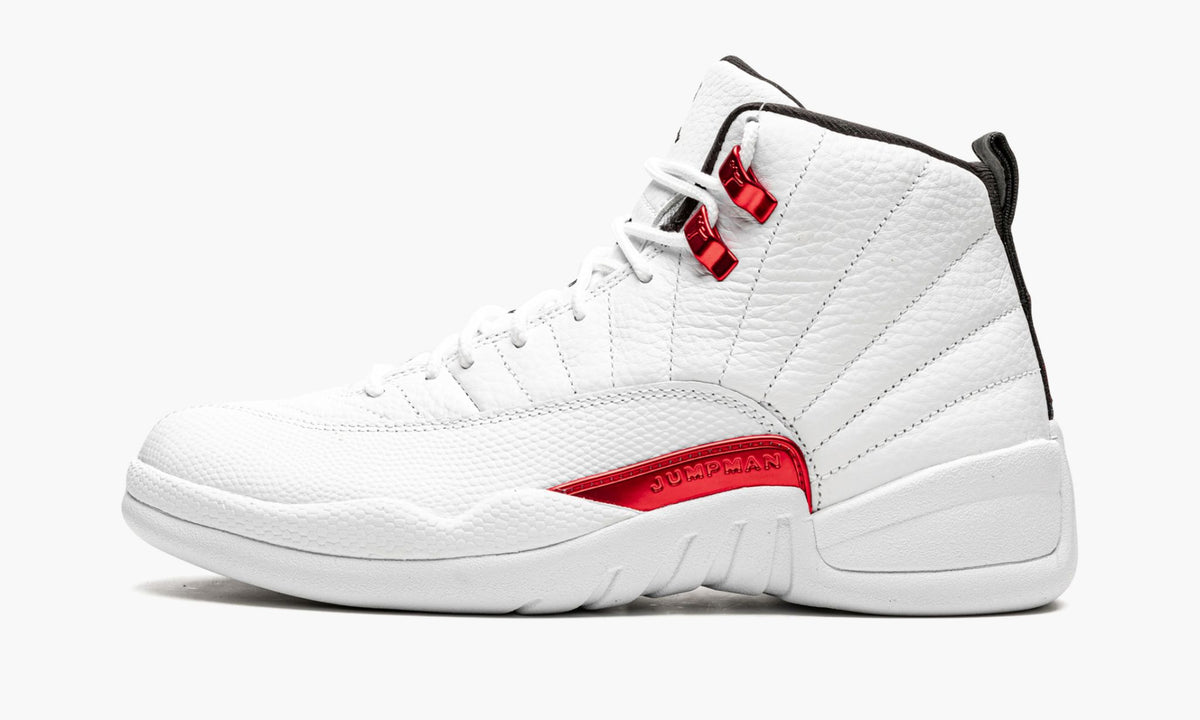 Jordan 12 "Twist"