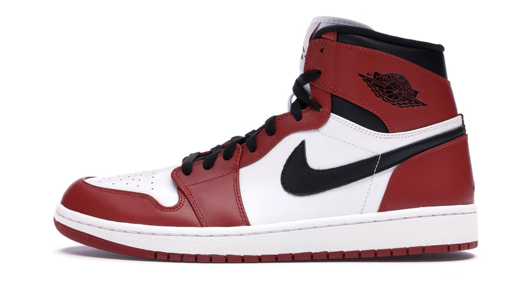 Jordan 1 High "Chicago" 2013 Pre-Owned