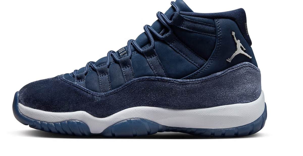 Jordan 11 "Midnight Navy"