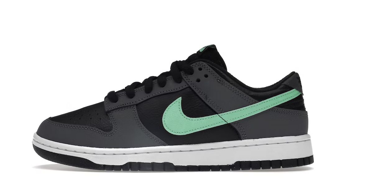 Nike Dunk Low "Green Glow"