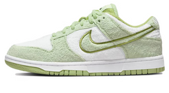 Nike Dunk Low SE "Fleece Pack Honeydew"