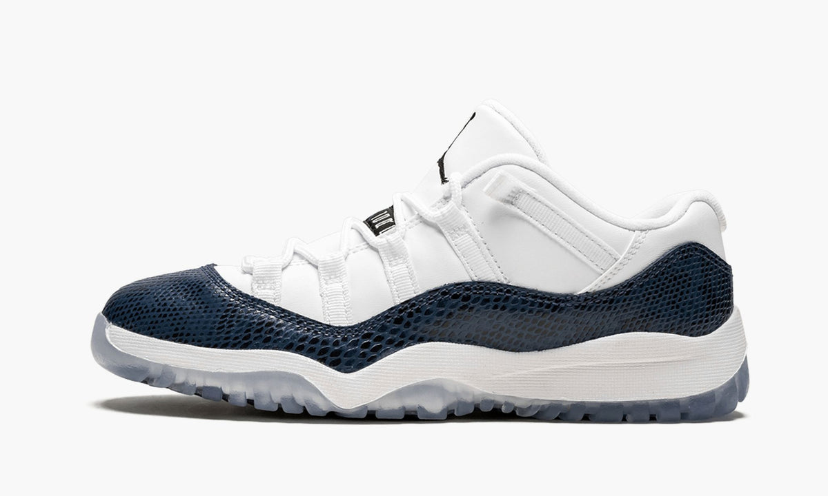 Jordan 11 Low "Navy Snakeskin" Pre-Owned